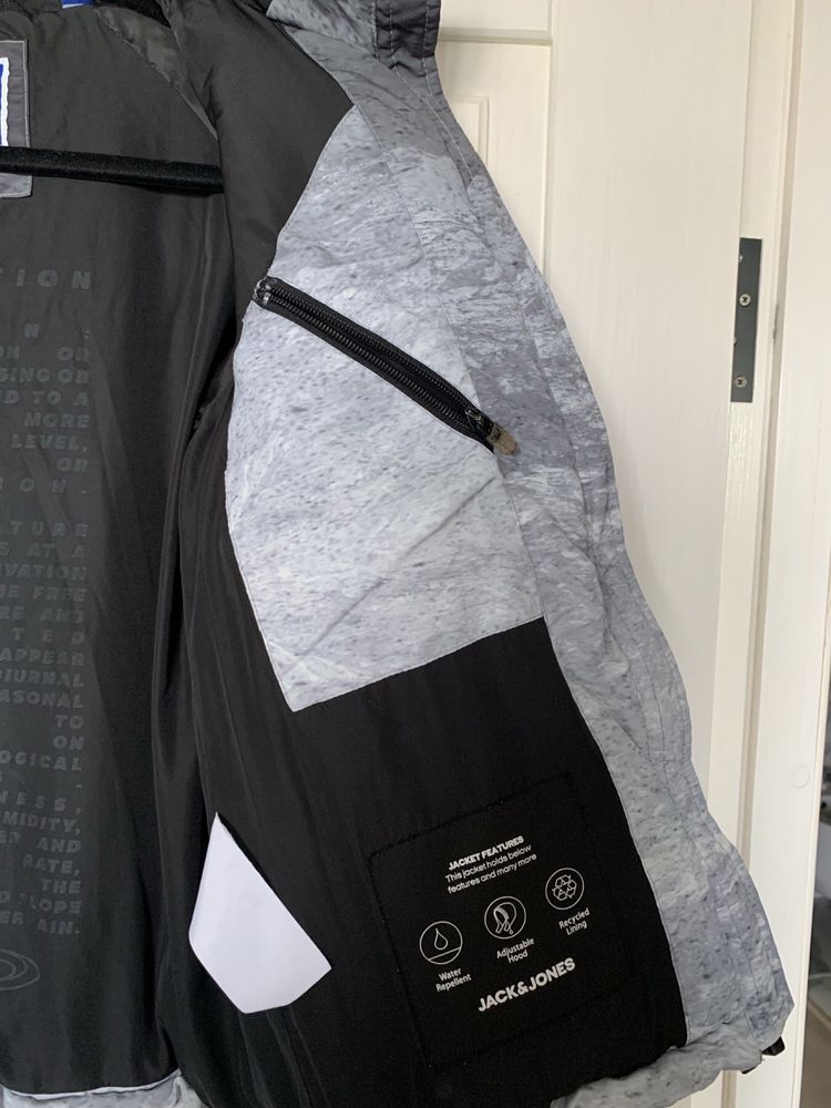 Продаю куртки хлопчик, Jack&Jones-300гривень