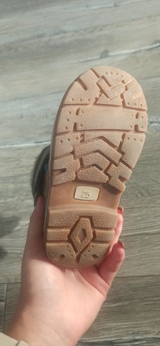 Ciepłe buty zimowe 25