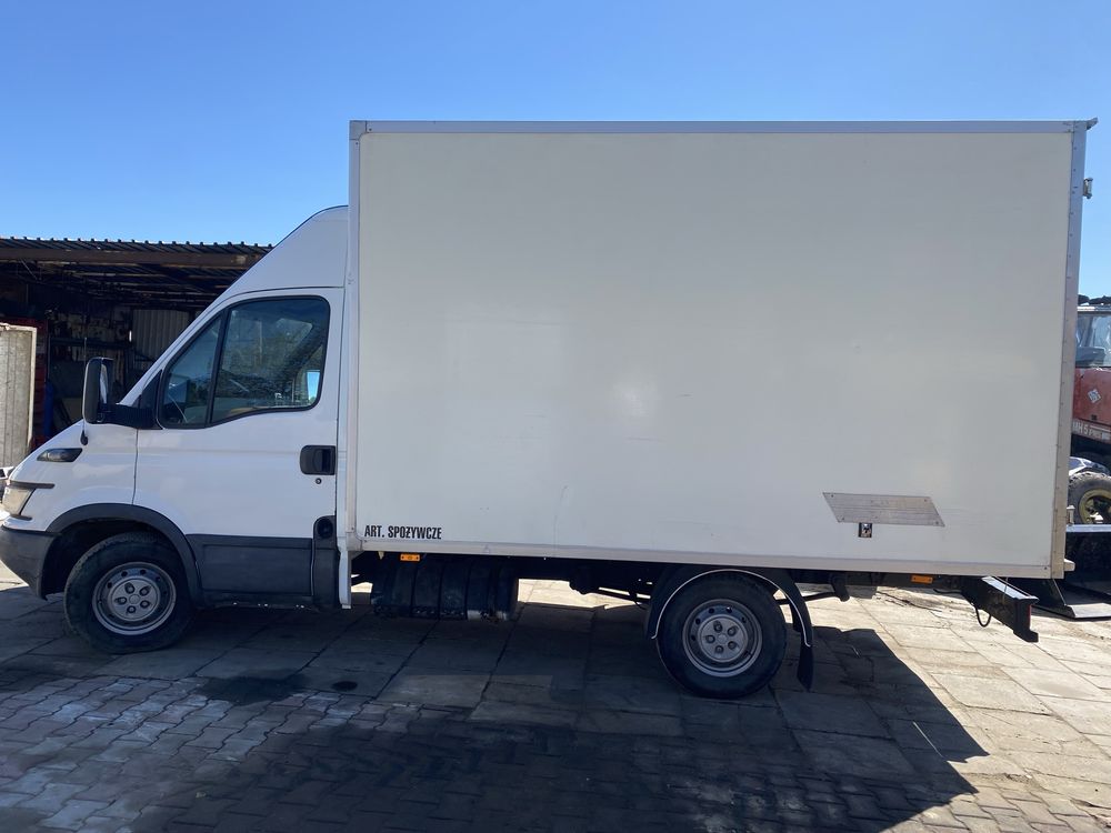 Iveco Daily 35S12 samochòd dostawczy
