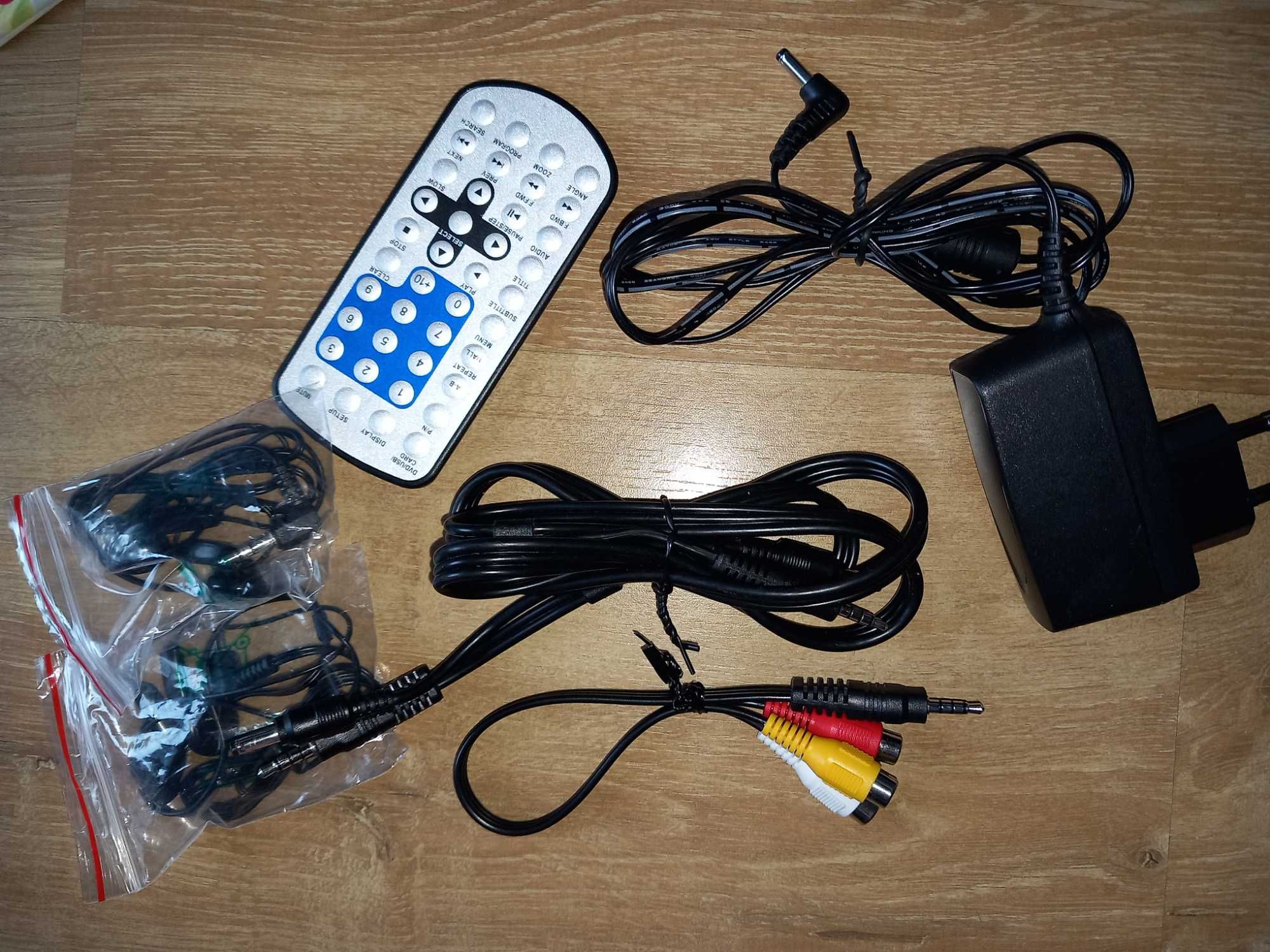Sprzedam telewizorki samochodowe MTlogic