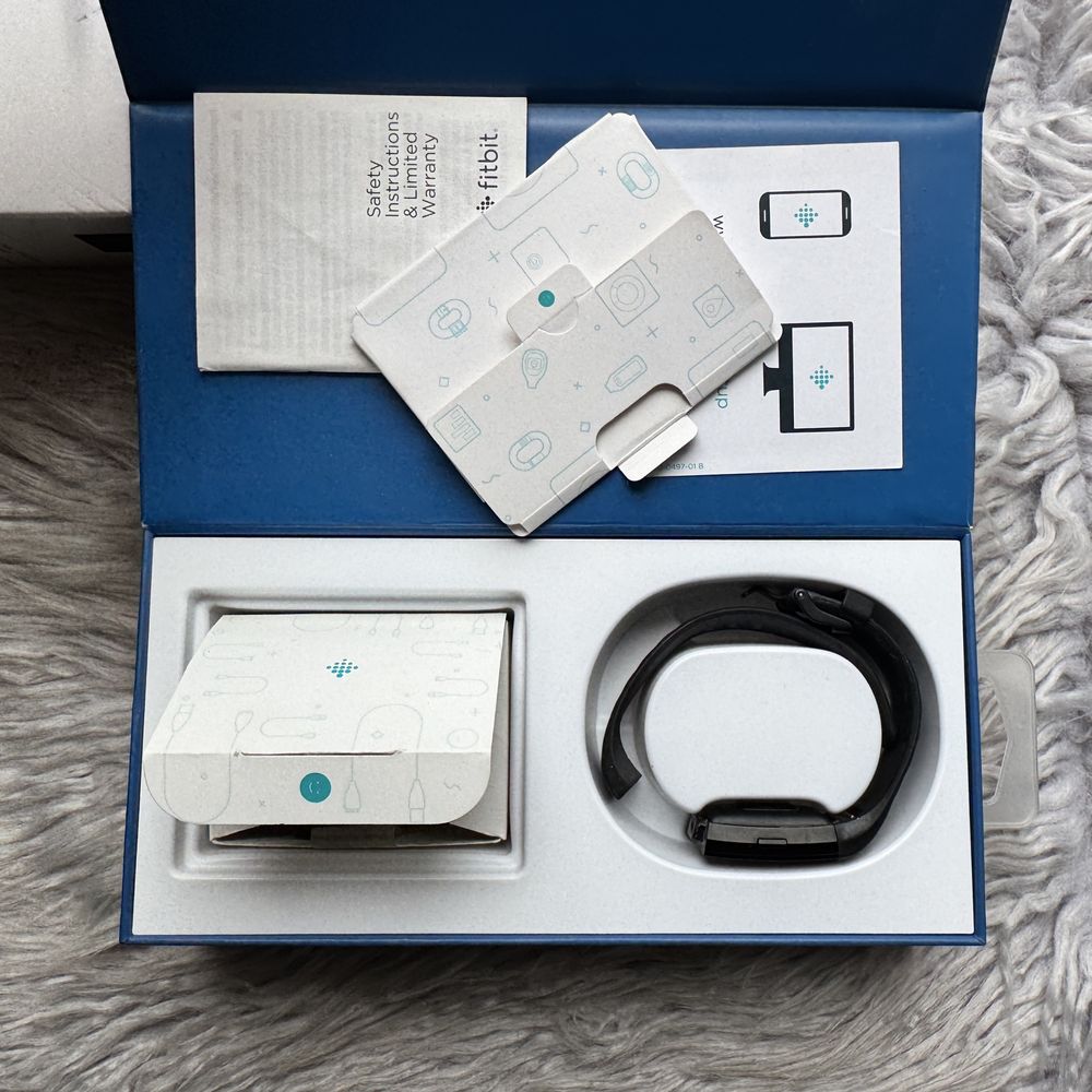 Opaska Fitbit Charge 2