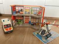 Playmobil karetka, helikopter, szpital