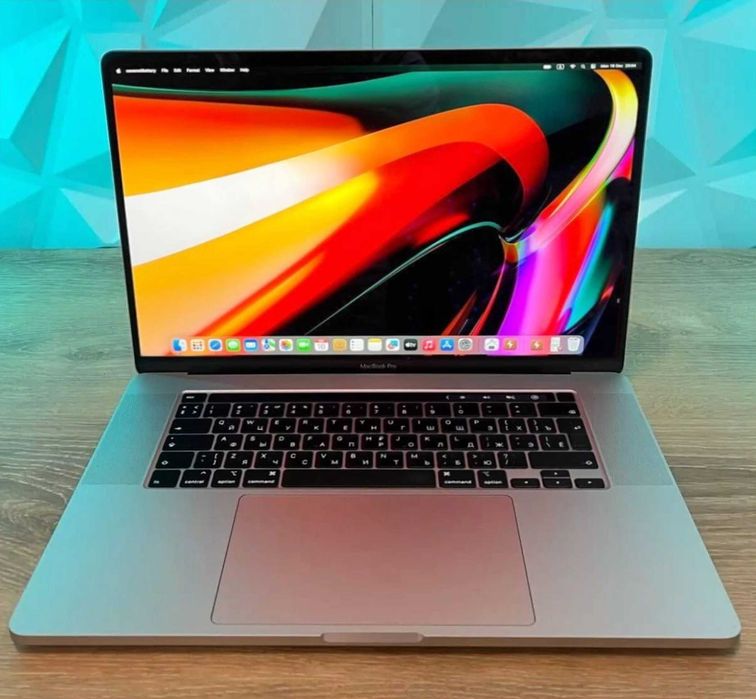 MacBook Pro 16" (2021) i7/16GB/512GB відмінний стан
