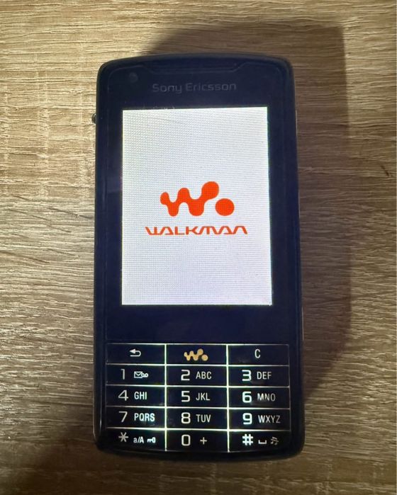 Sony Ericsson 960i walkman