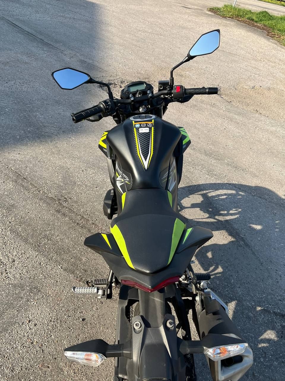 Kawasaki z125 r2022