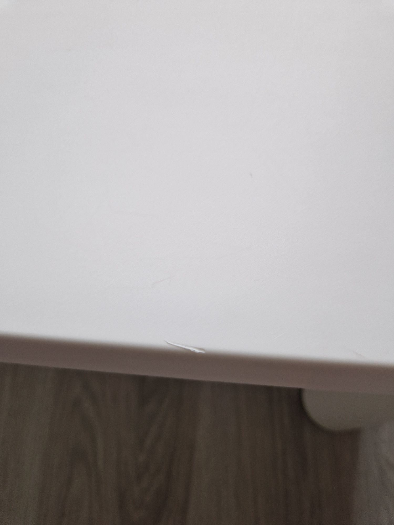 Biały stolik Mammut Ikea