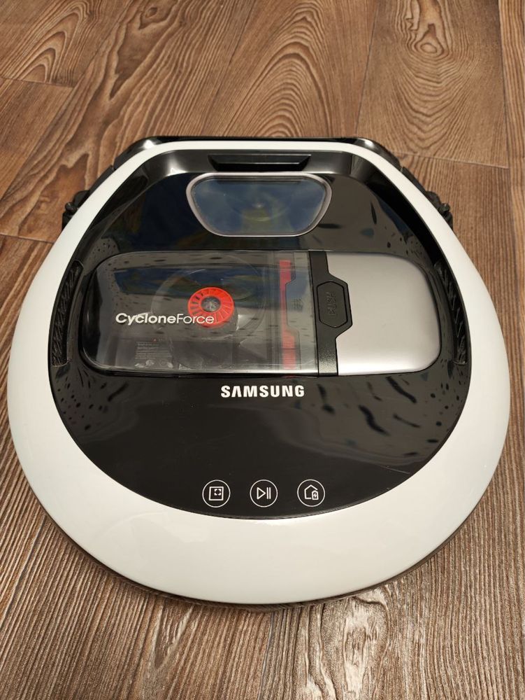 Продам Робот-пилосос Samsung VR20R7260WC/EV, в стані нового