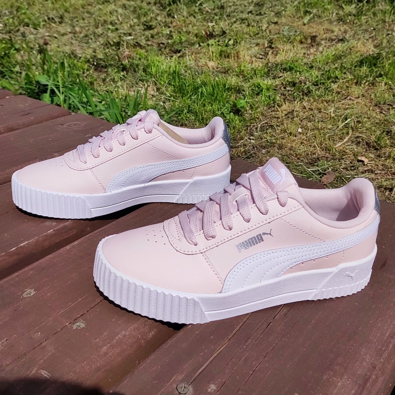 Кросівки кеди шкіряні Puma Carina L JR
(370677-07)
Оригінал!