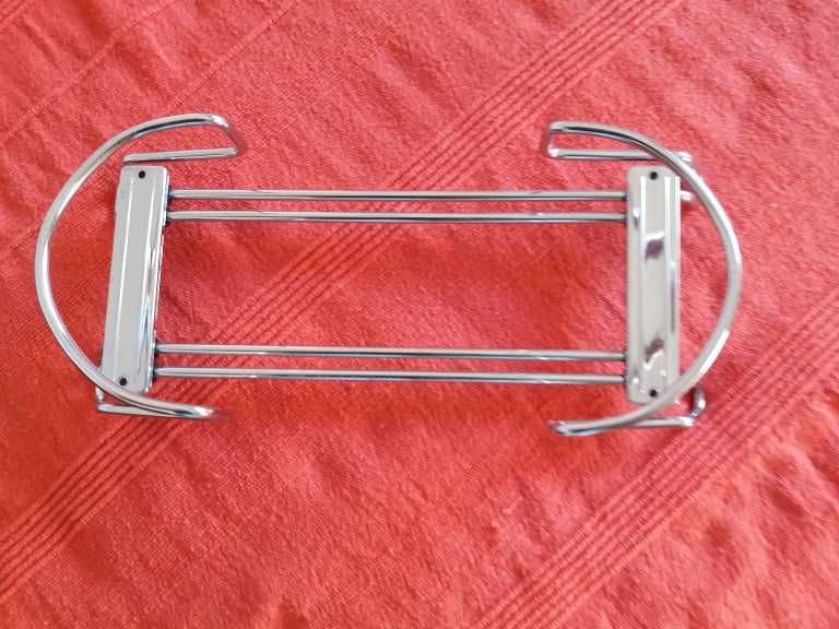 Vários Suportes Novos em Inox, Madeira, Copos, 1 euro cada peça