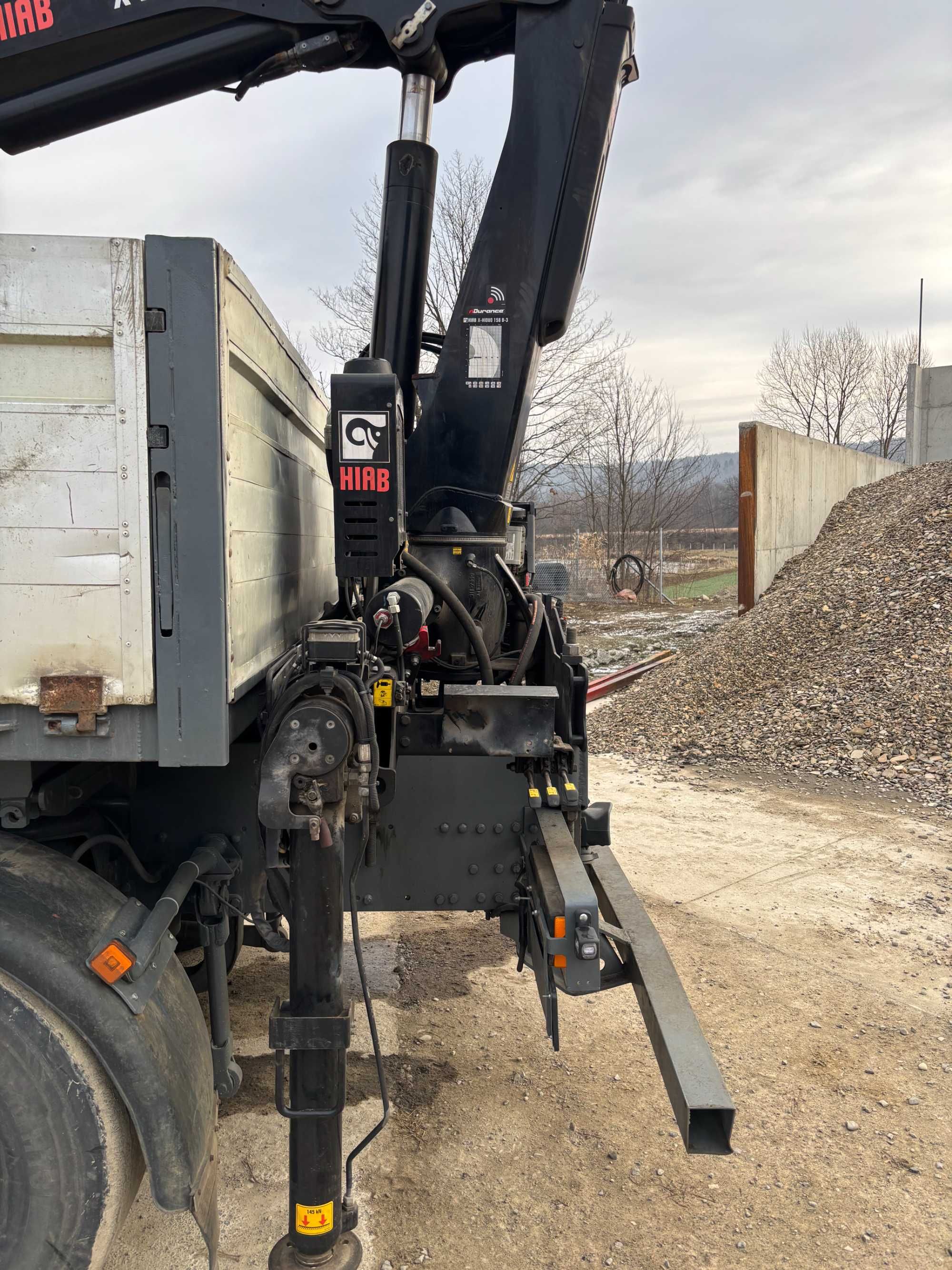 Żuraw HDS Hiab x-hiduo 158 b-3