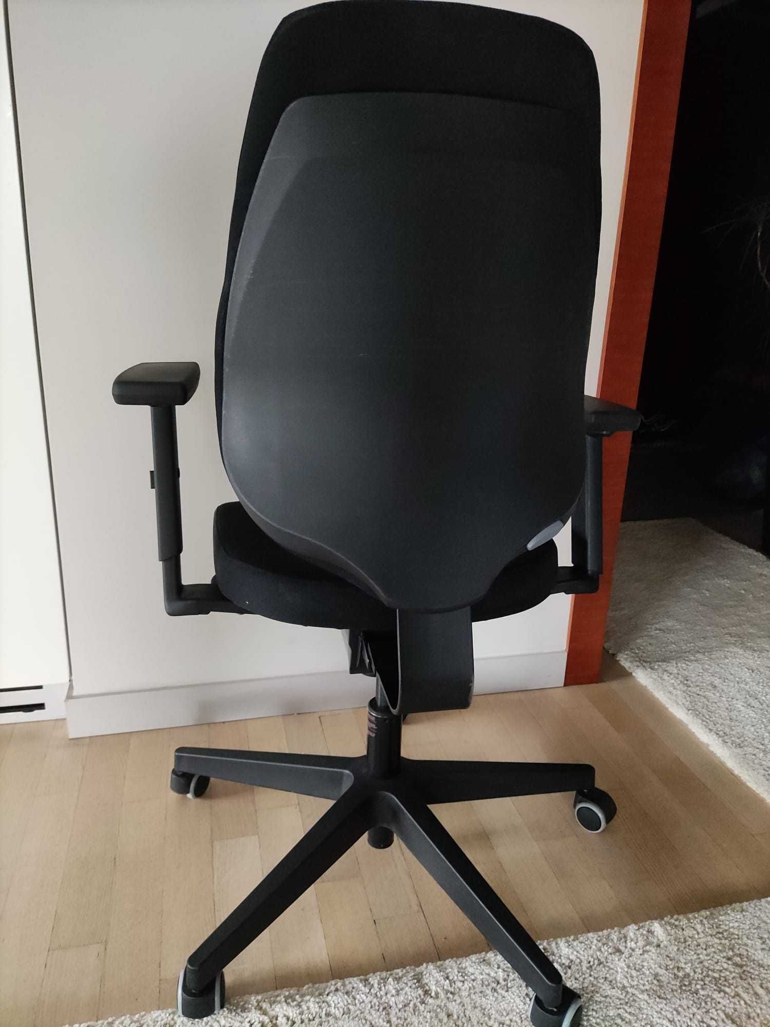 Krzesło biurowe Be-All Nowy Styl, gwarancja
