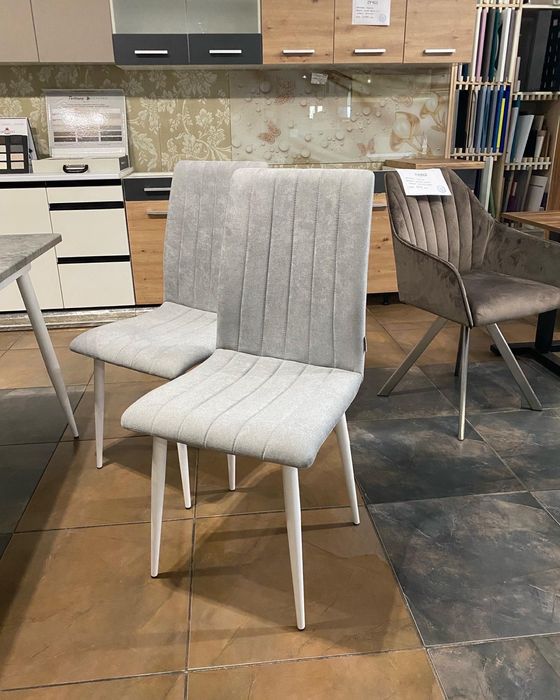 Комплект стіл обідній та стільці