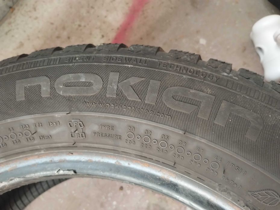 Opony 14 zimowe 2 szt.  Nokian WR D4 175/65 R14 DOT4418