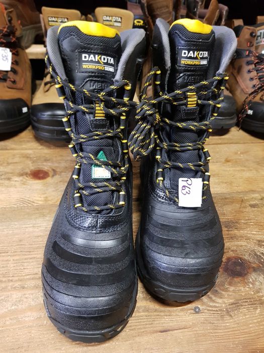 Buty robocze DAKOTA rozm 41 wkł 27 cm S3