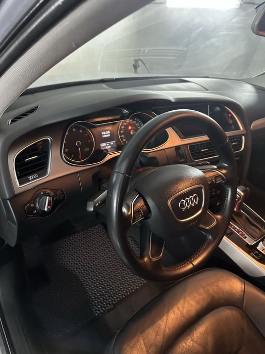 Ауди а4 б8 2014 года