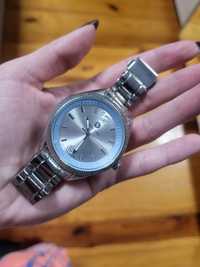 Damski srebrny zegarek