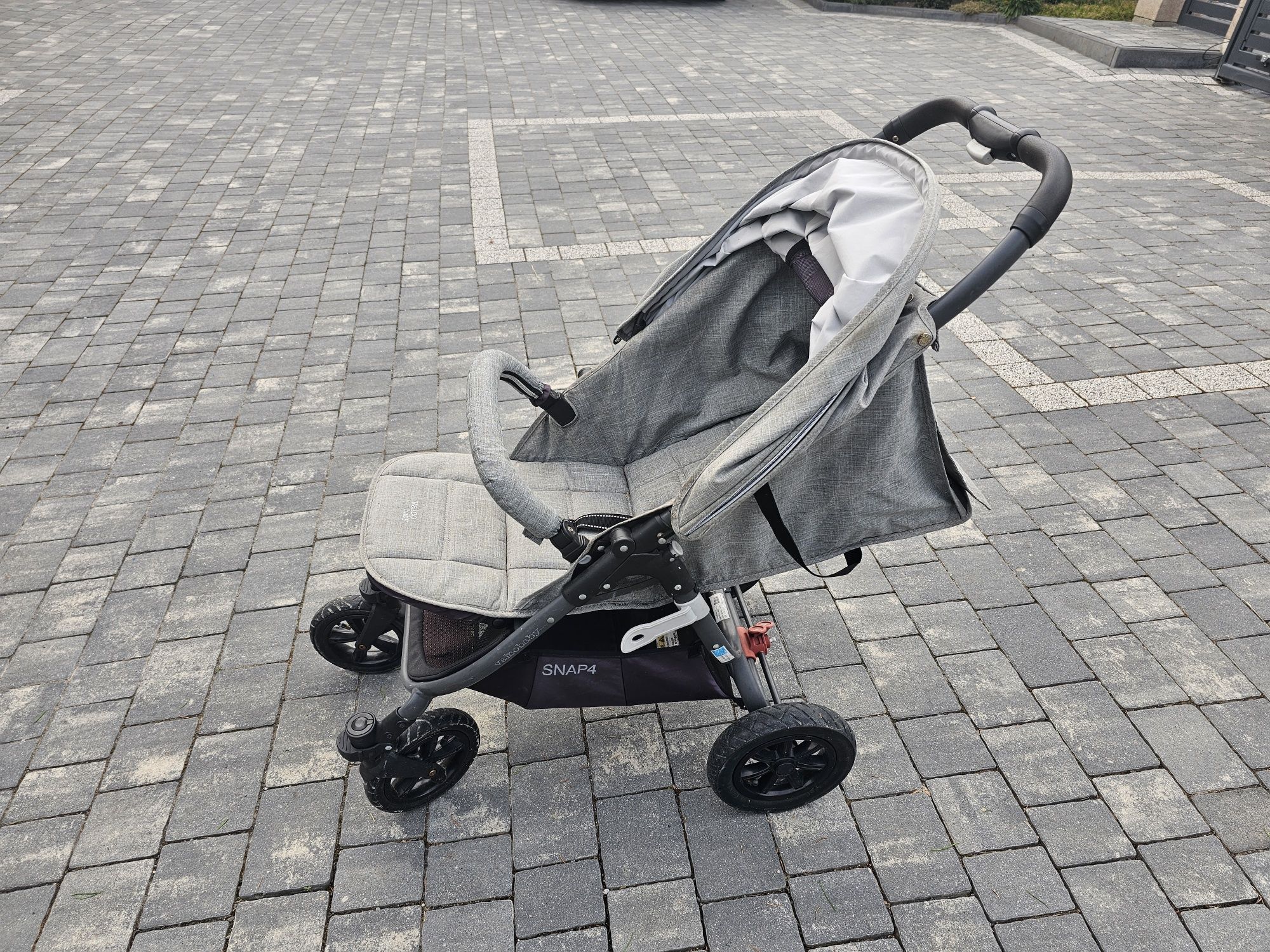 wózek spacerowy Valco Baby Snap 4 sportw kolorze Cool Grey