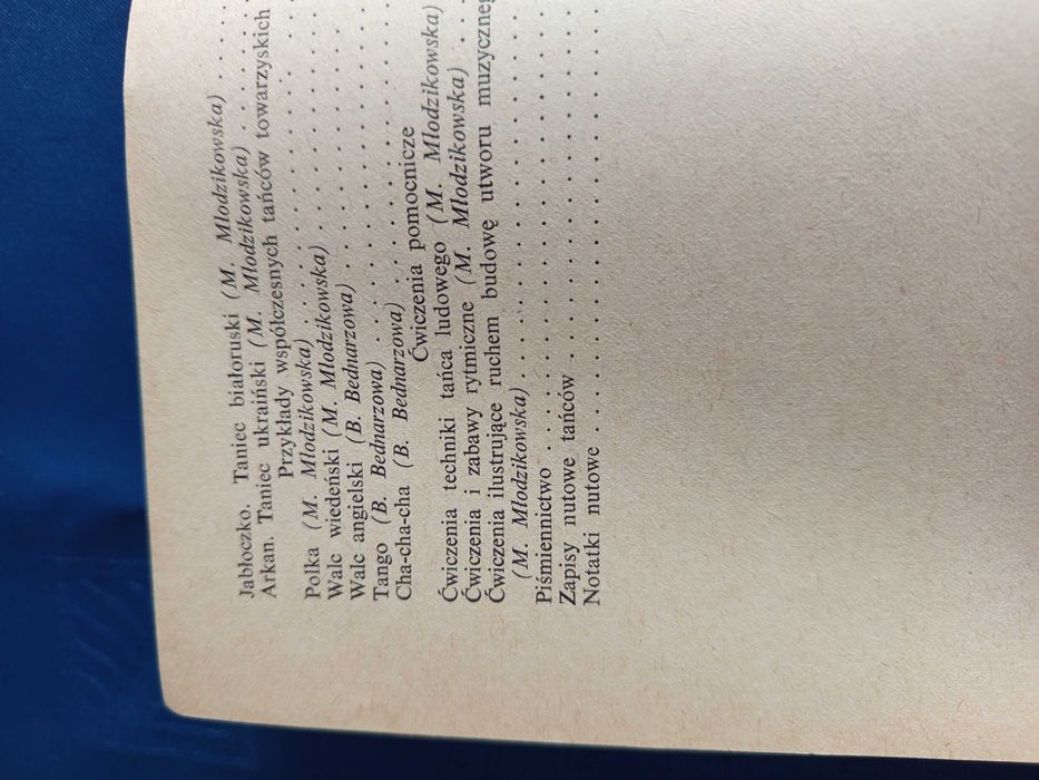 Książka Tańce,rytm , ruch ,muzyka Bednarzowa, Mlodzikowska