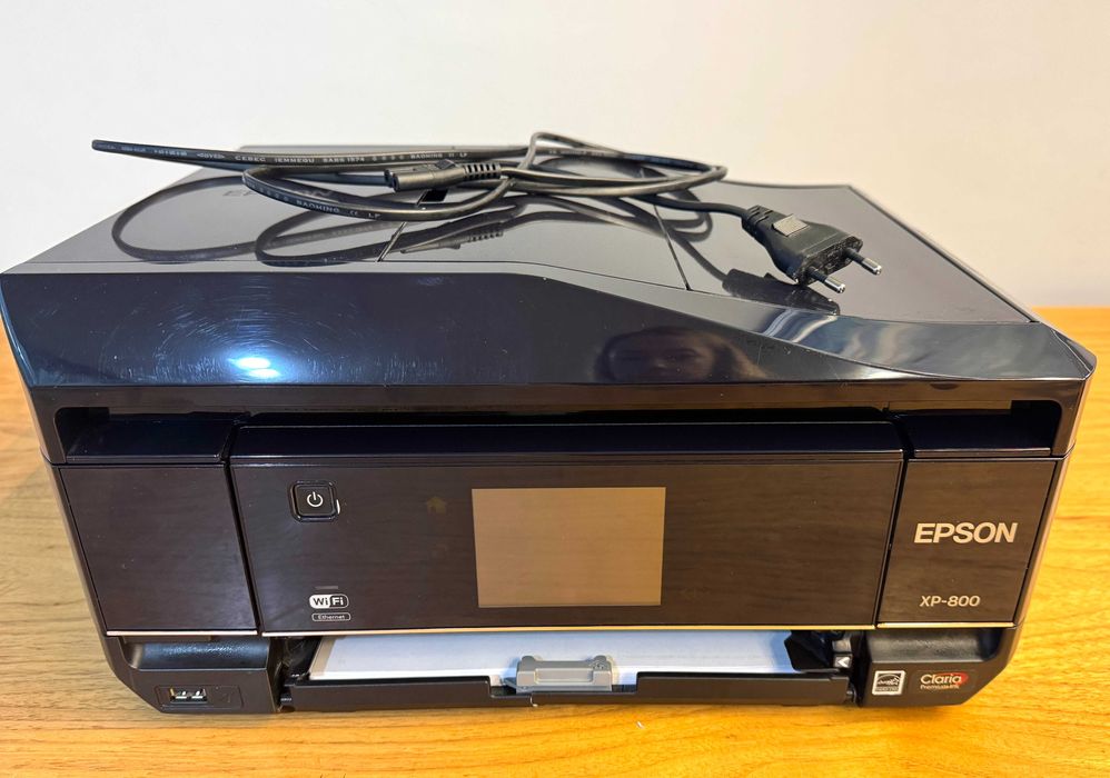 Принтер Epson XP-800 (б/у) робочий стан: (принтер/сканер/копір/факс)