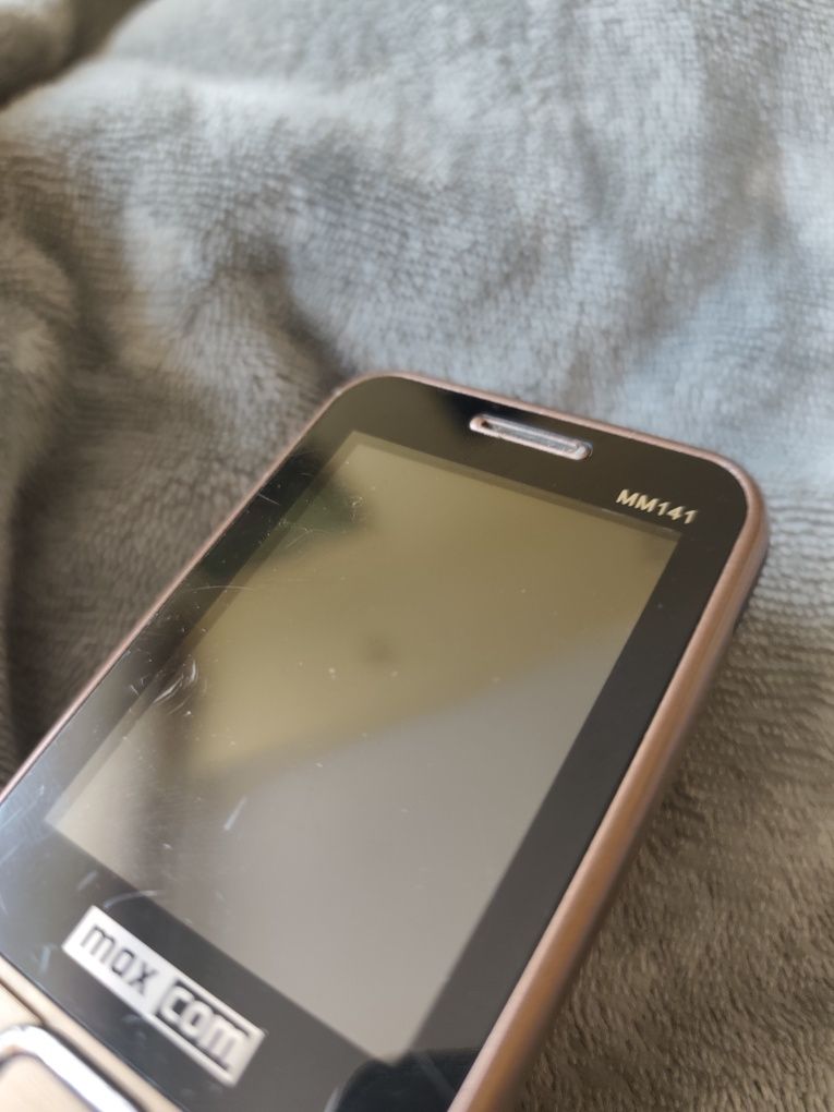 Telefon Max com MM141