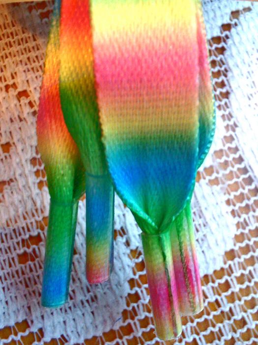 Sznurówki wielokolorowe płaskie, 120 cm