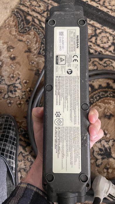 Оригінальна зарядка Nissan Leaf 2
