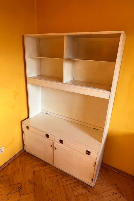 Regal z szufladami