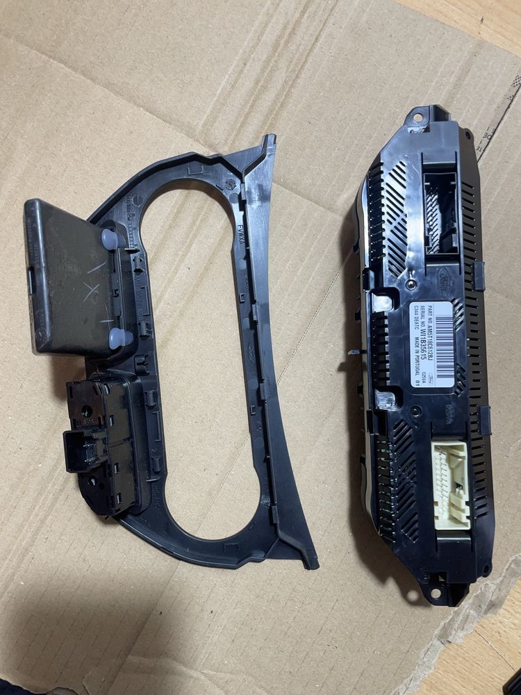 Ford c-max mk2 panel nawiewu klimatyzacji ramka sprawny