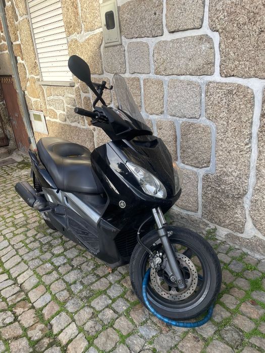 Moto yamaha xmax 125c