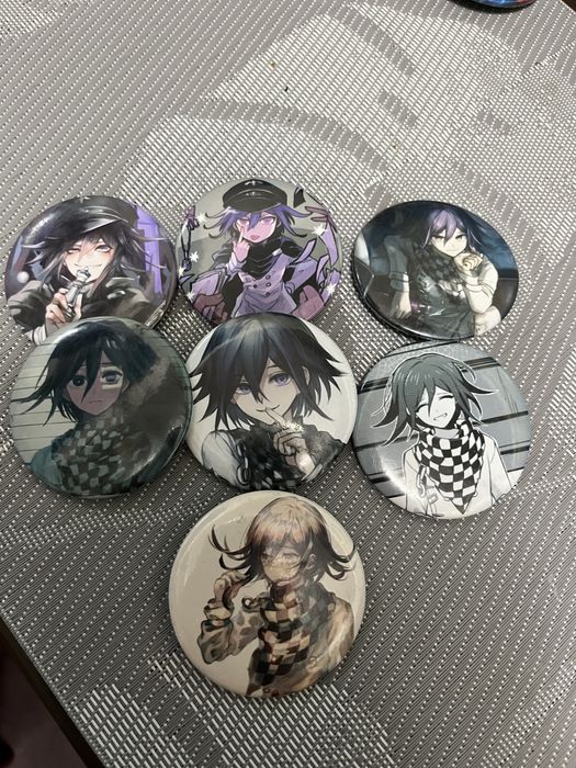 значки з данганромпою/кокічі ома,нагіто та шуічі