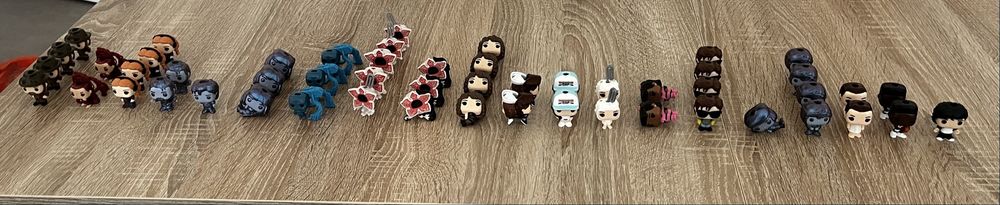 Kinder Joy Brinquedos Funko Stranger Things