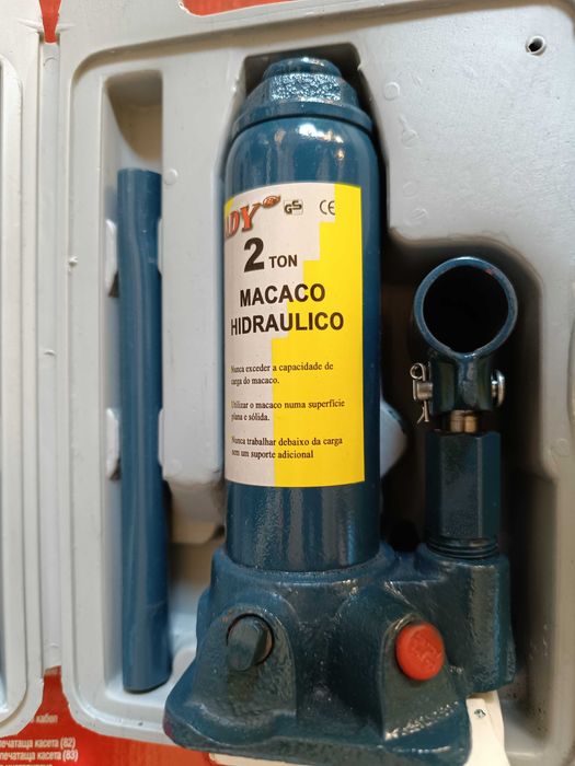 Macaco Hidráulico 2Tn e Compressor de Ar 250psi