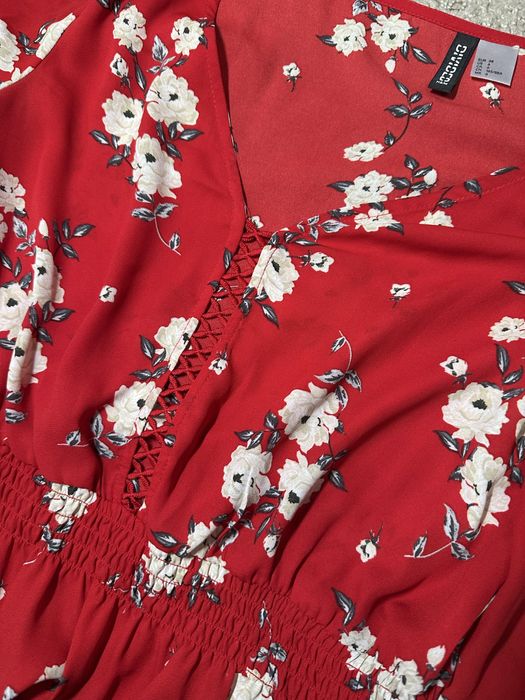 Блузка червона від H&M