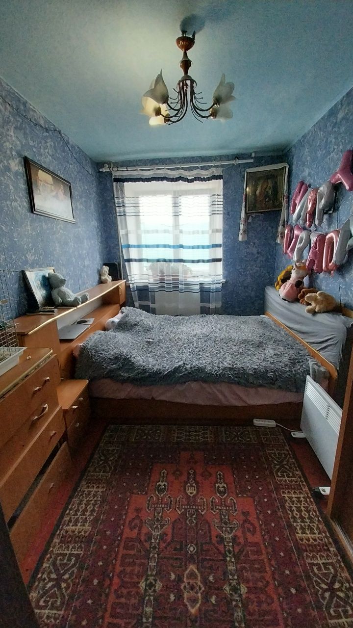 Продам 3 квартиру, з автономним газовим опаленням, на 2 поверх, Кірова