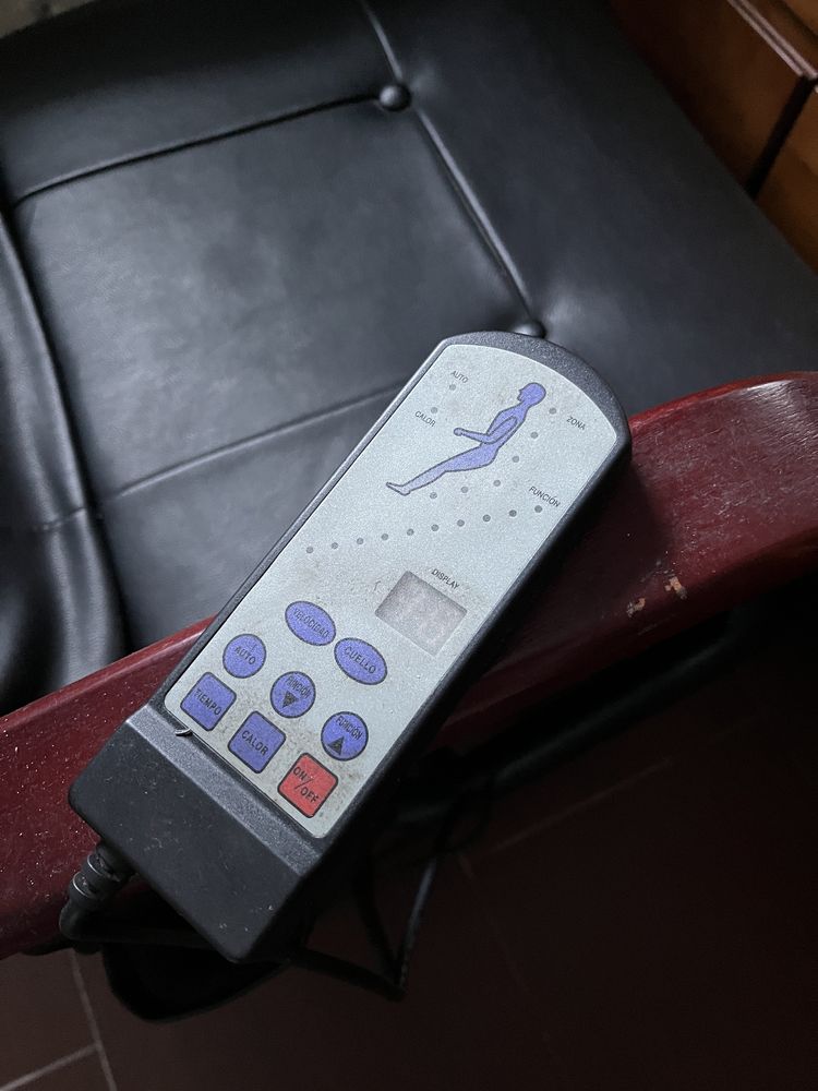 Poltrona de massagens pele sintética