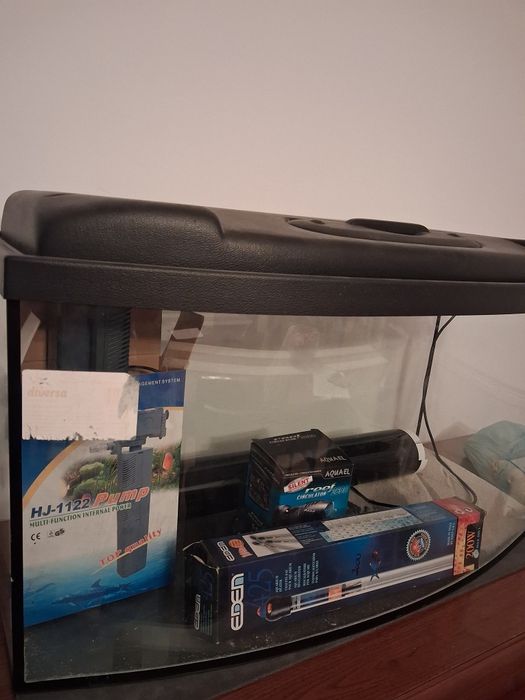 Sprzedam akwarium100l z akcesoriami