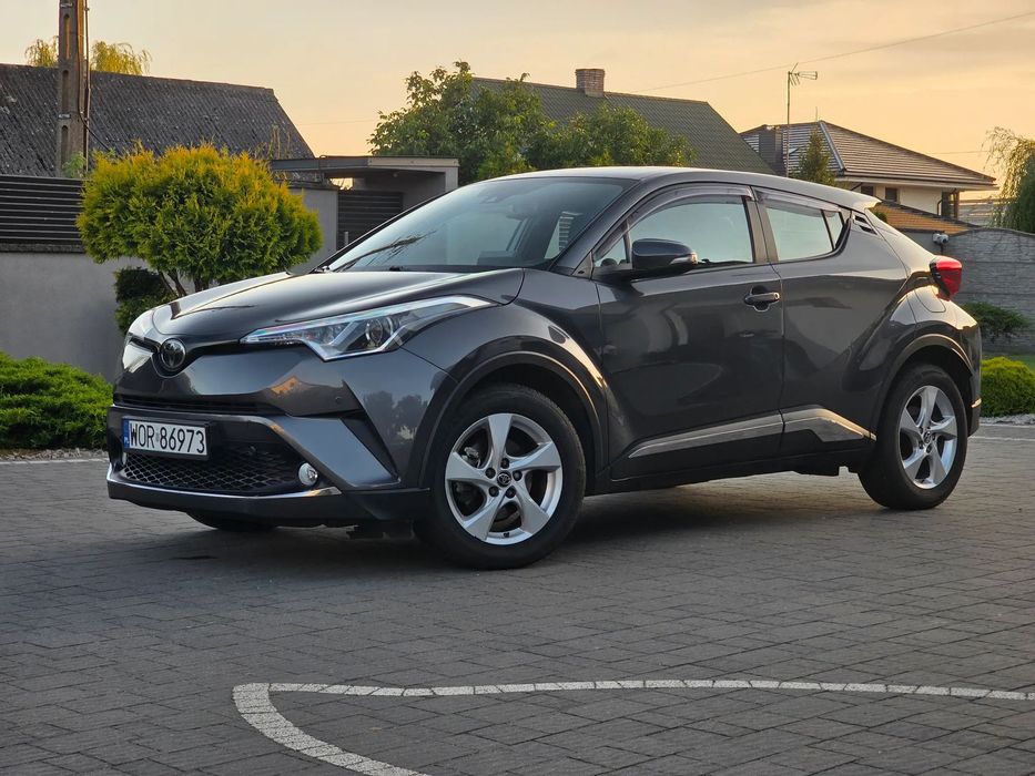 Toyota C-HR 1.2T Premium,4x4, Automat