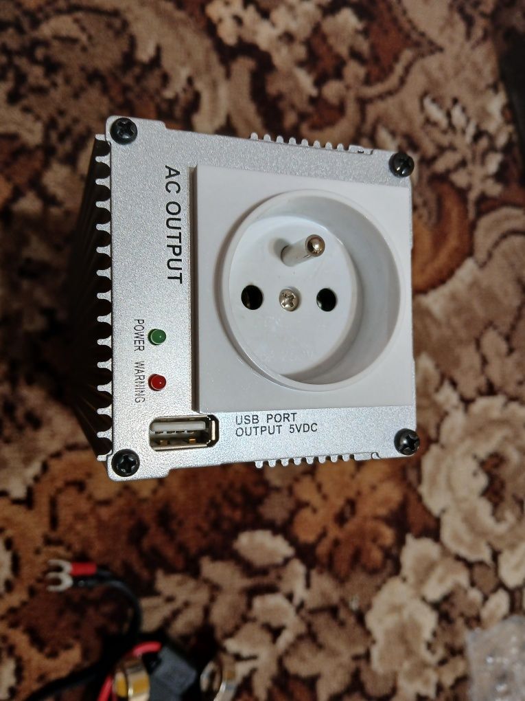Преобразователь напряжения  12V-24V/ 220V 350w