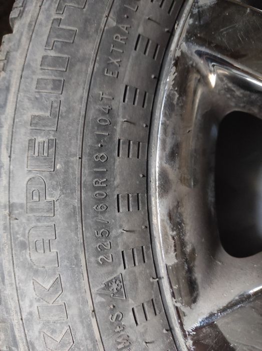 Диски з резиною R18 225*60 NOKIAN hakkapeliitta