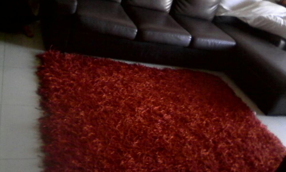 Carpete de sala tipo esparguete