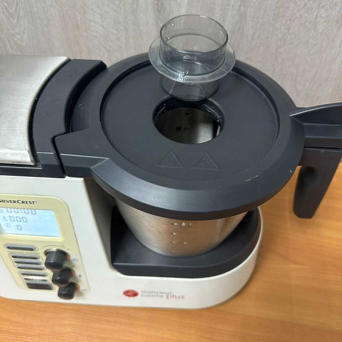 Робот кухонний silvercrest skmk 1100 a1 1000