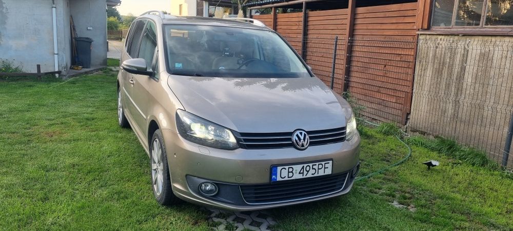 Touran 2014r 2.0 tdi Dsg panorama highline niski przebieg