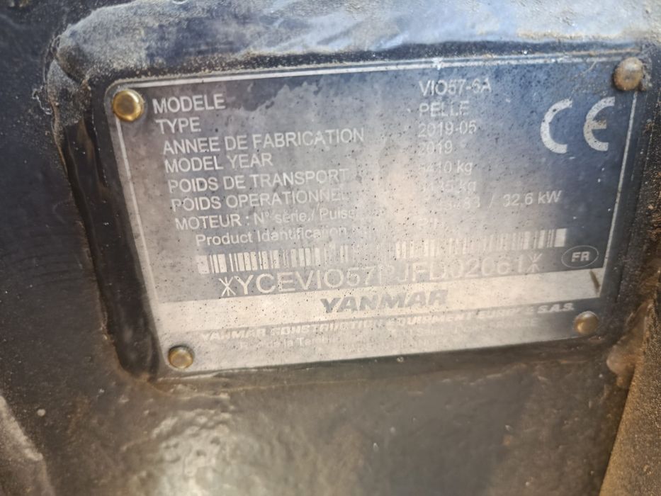 Giratoria Yanmar vio 57