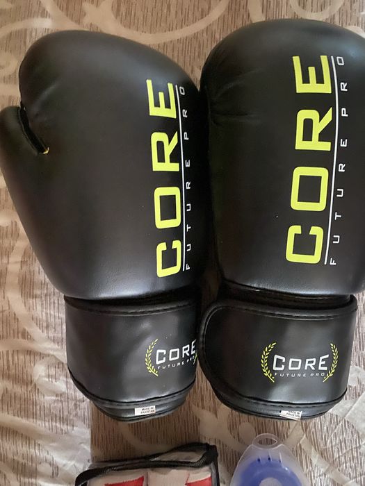 Перчатки для бокса