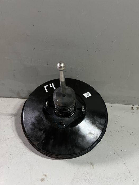 Вакумний підсилювач гальм vw golf 4 skoda tur гольф 4 школа тур