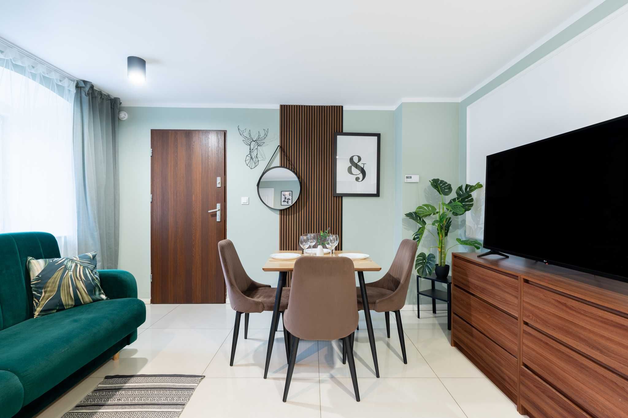 Noclegi urlop w górach apartament z tarasem pokój Termy Cieplickie
