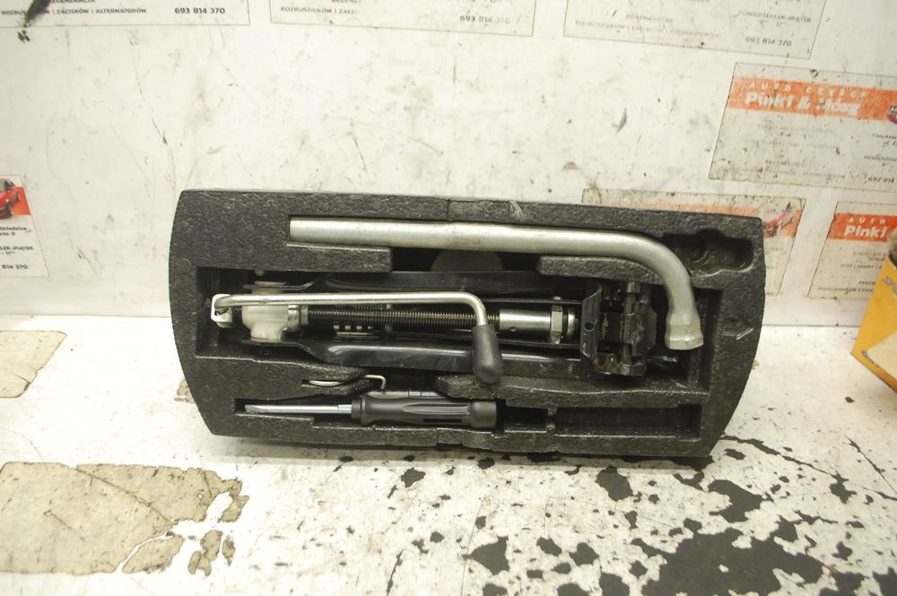 ZESTAW NAPRAWCZY LEWAREK KLUCZ 1J0012115AF VW JETTA V SEDAN GOLF VI