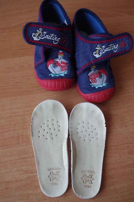 buty chłopięce na rzep r. 22, przedszkole, żłobek