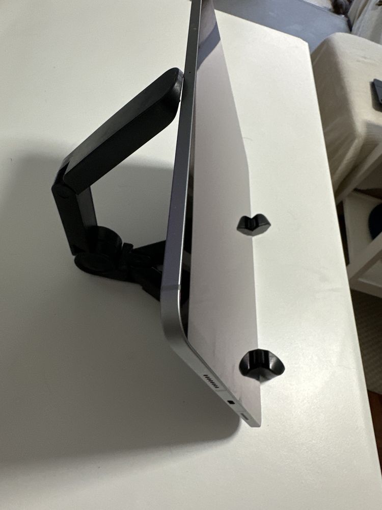 IPAD Pro 11 + Keyboard (Wi-fi + tlm) - 256 Gbs