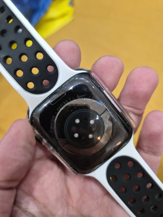 apple watch series 7 nike